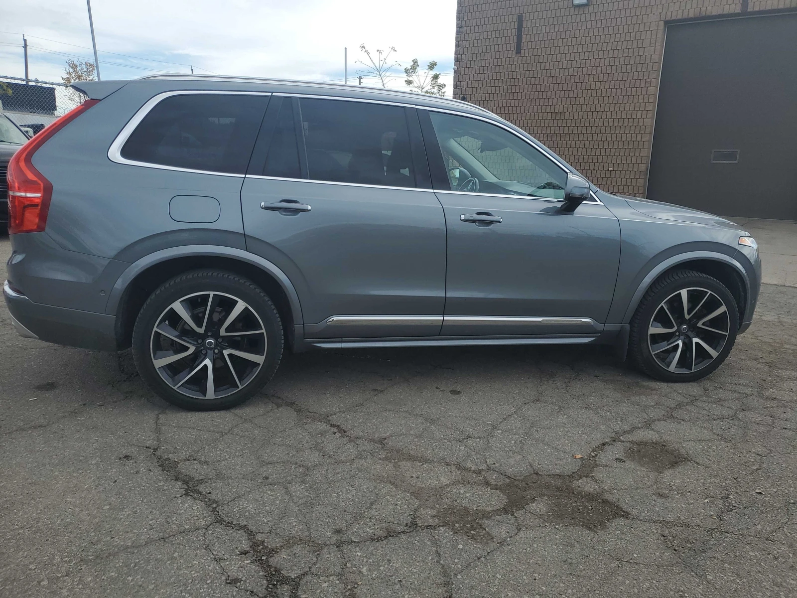 Volvo Xc90 T6 AWD Inscription CARFAX АВТО КРЕДИТ  | Mobile.bg — изображение 4