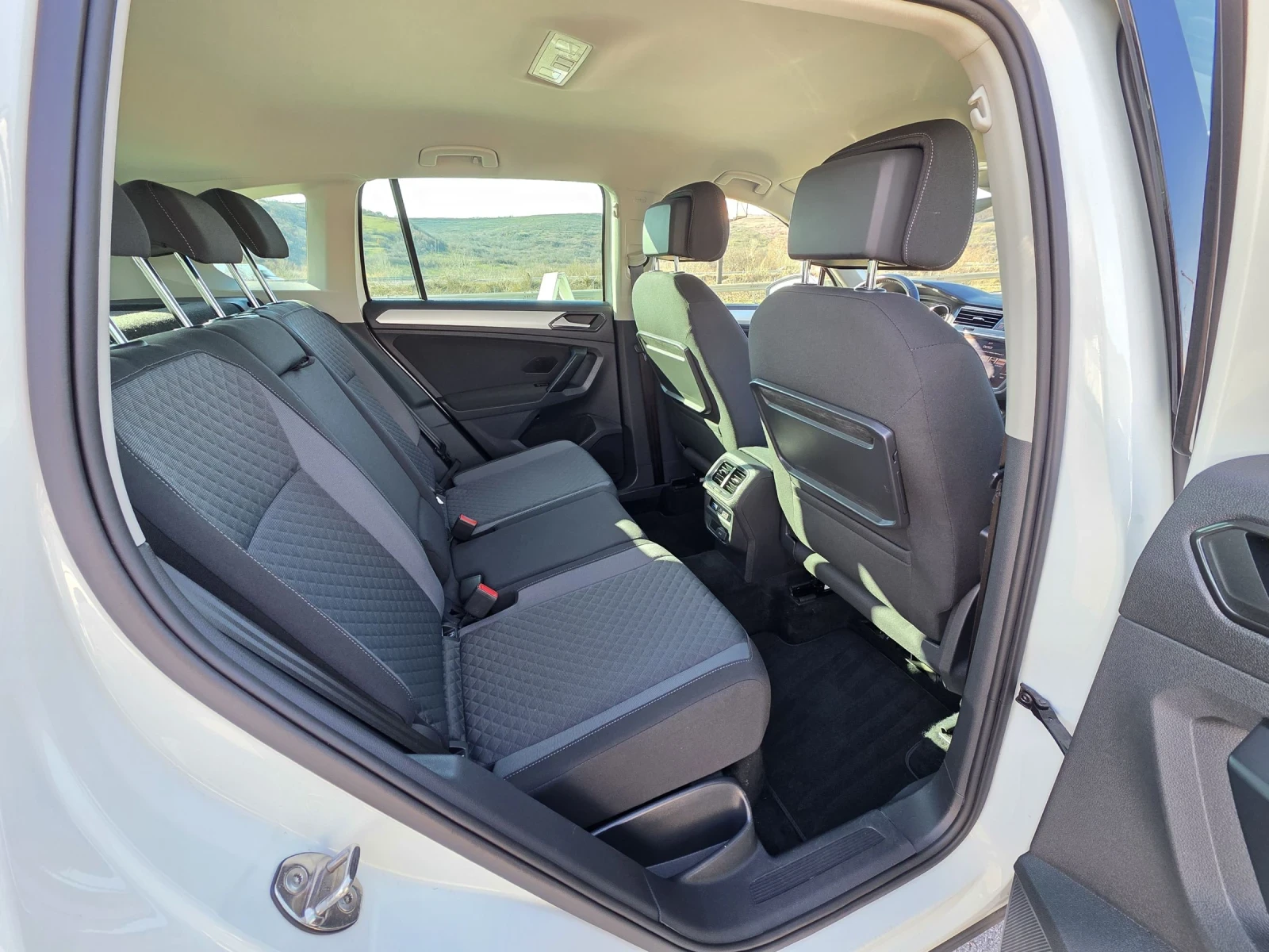 VW Tiguan 2.0 TDI 4MOTION | Mobile.bg � ����������� 13