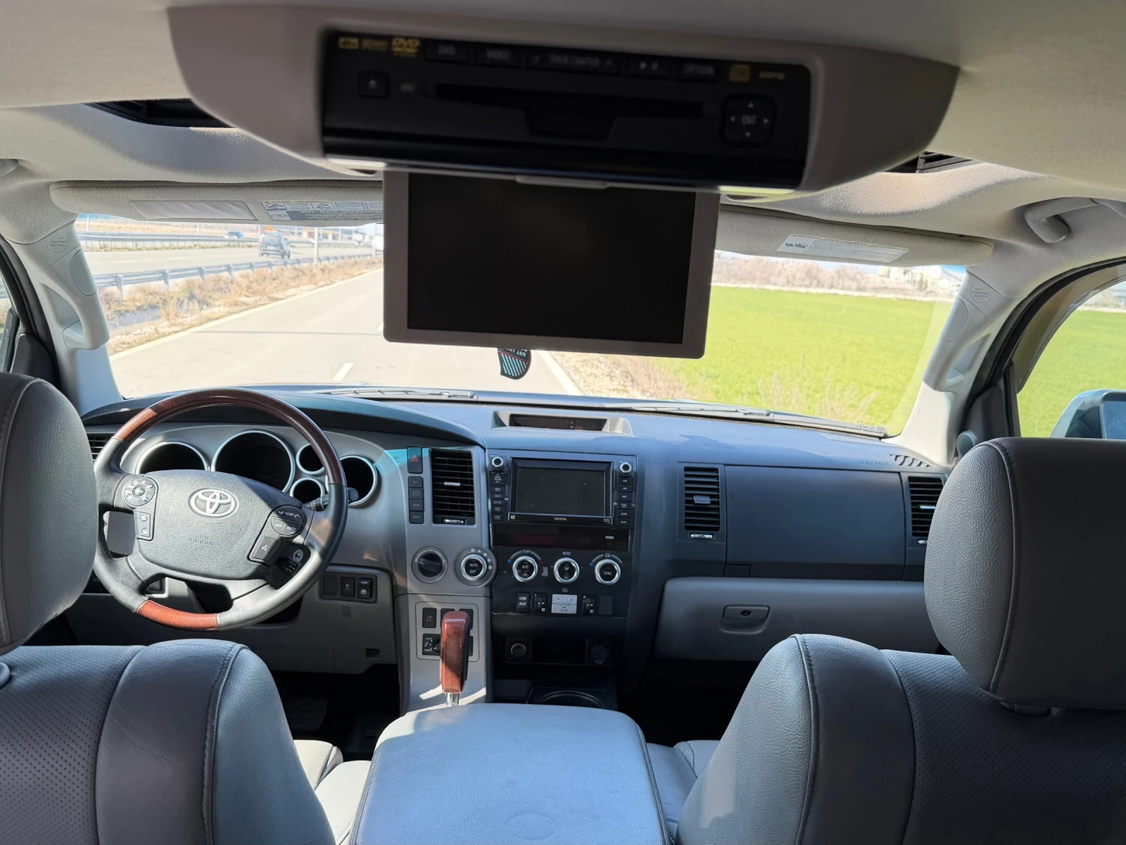 Toyota Sequoia ТОП ИЗПЪЛНЕНИЕ!!!, снимка 14 - Автомобили и джипове - 53851023