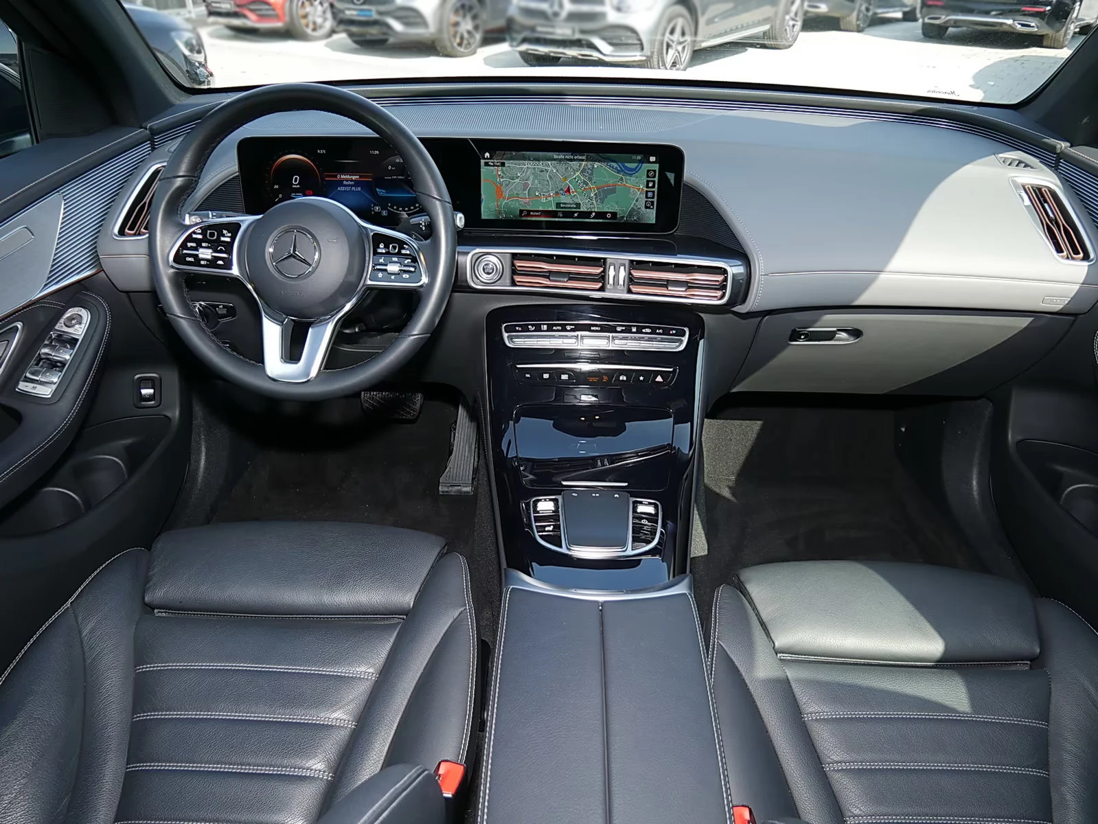 Mercedes-Benz EQC 400/ELECTRIC-ART/408HP/4MATIC/CAM/LED/H.PUMP/979g, снимка 5 - Автомобили и джипове - 53972436