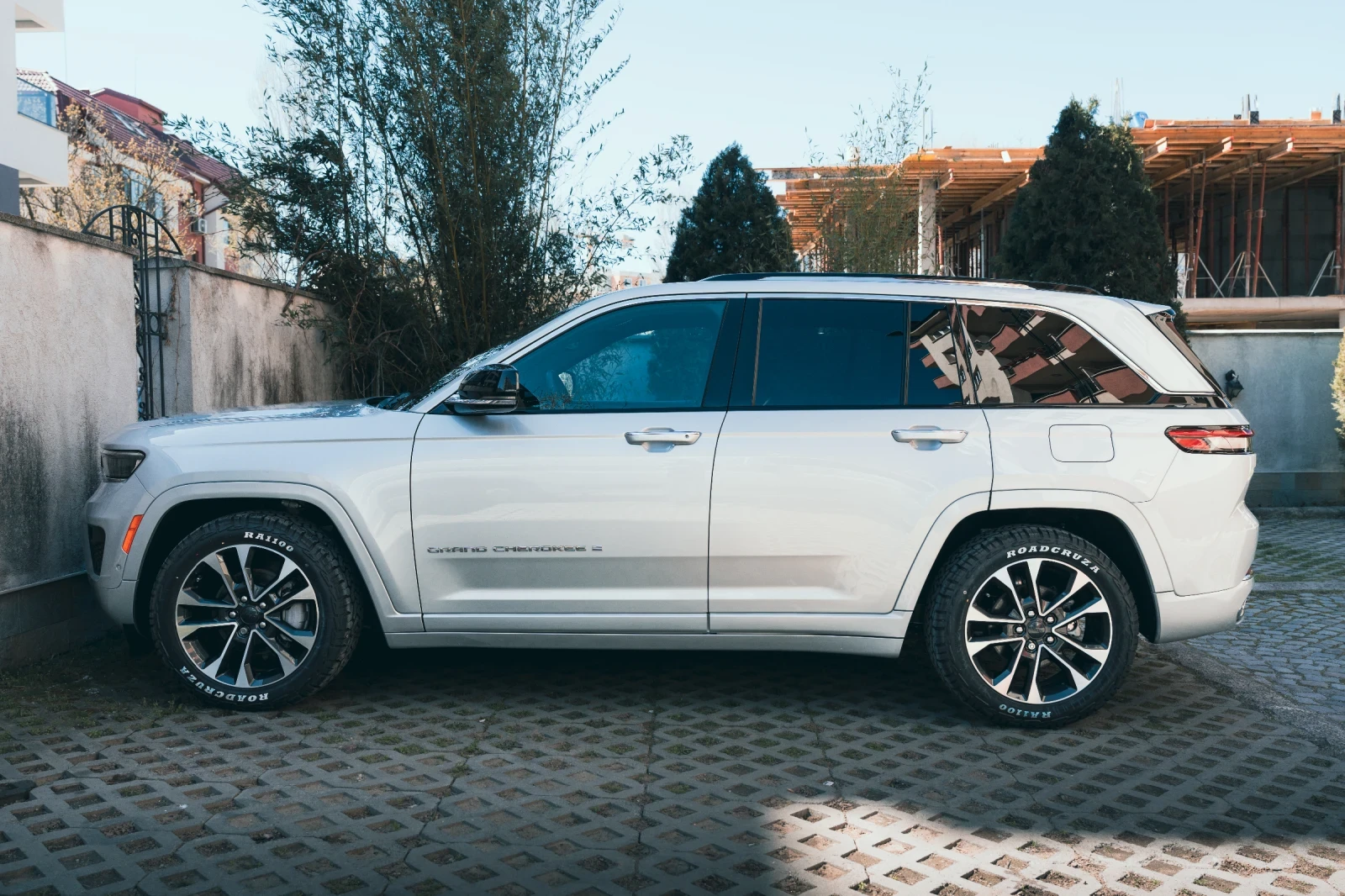 Jeep Grand cherokee Overland , снимка 6 - Автомобили и джипове - 54183769