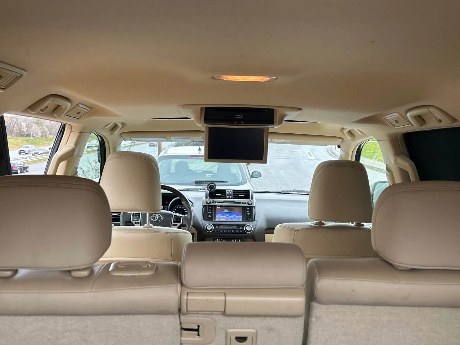 Toyota Land cruiser Premium Luxury, снимка 10 - Автомобили и джипове - 54228268