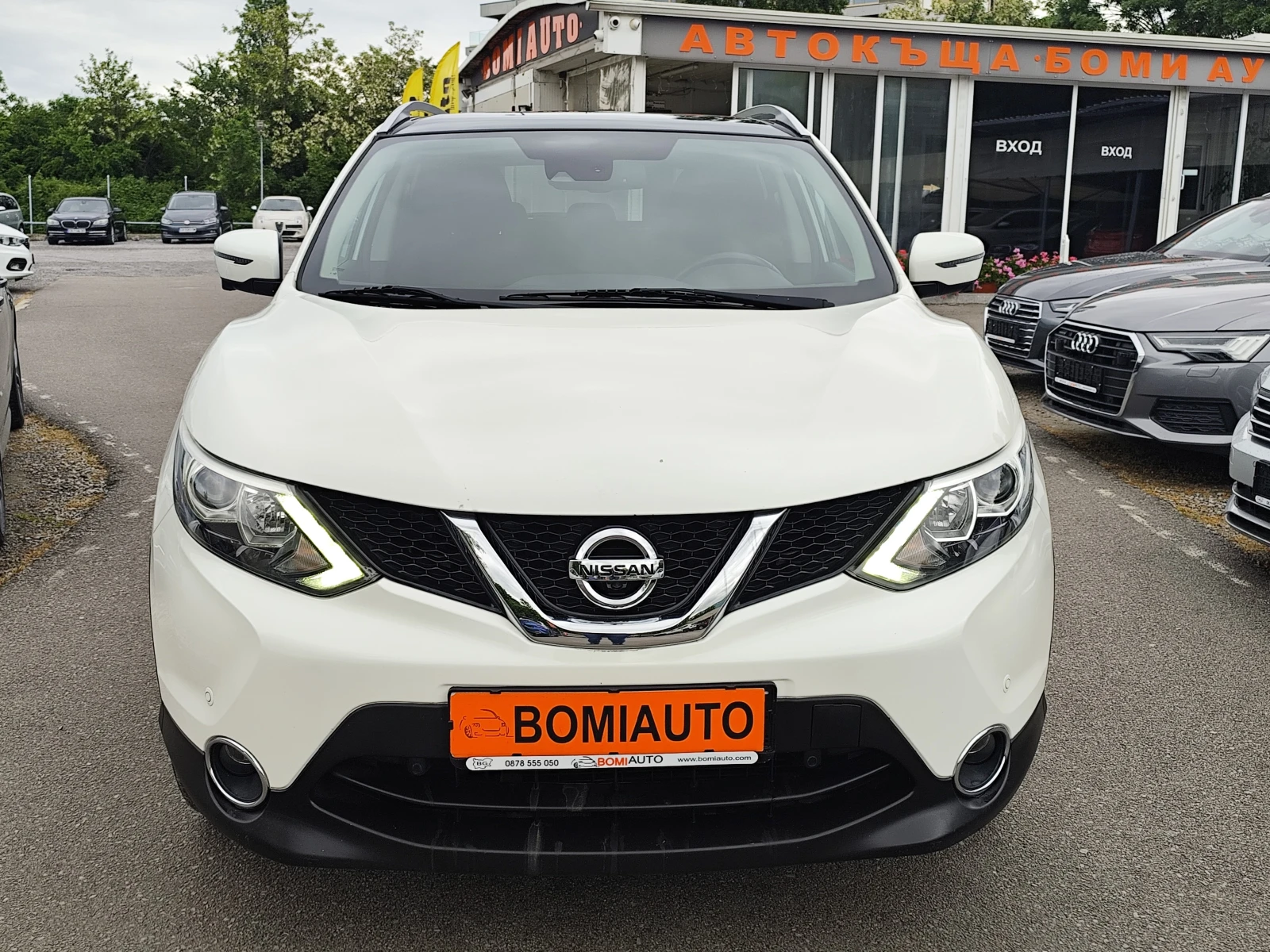Nissan Qashqai 1.6DCi* 4X4* EURO6B* LED* CAMERA 360* , снимка 2 - Автомобили и джипове - 54644771