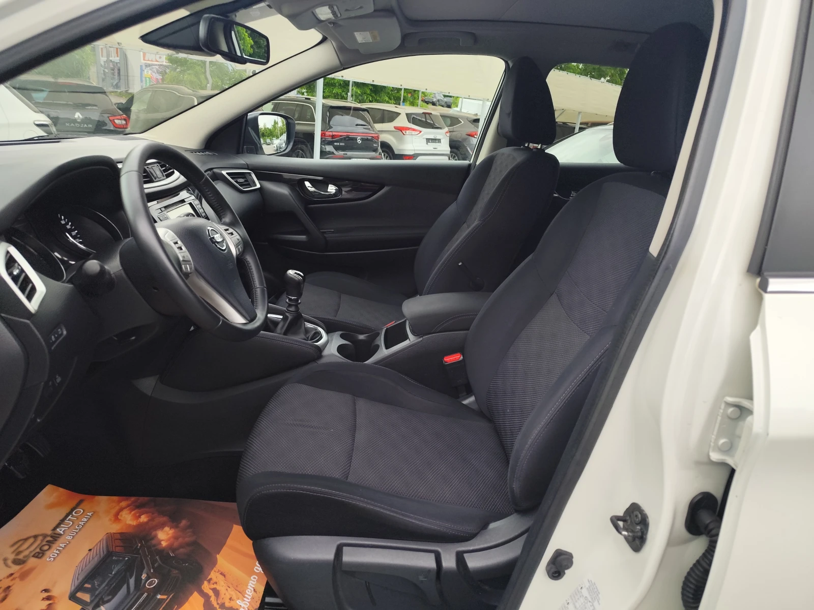 Nissan Qashqai 1.6DCi* 4X4* EURO6B* LED* CAMERA 360* , снимка 7 - Автомобили и джипове - 54644771