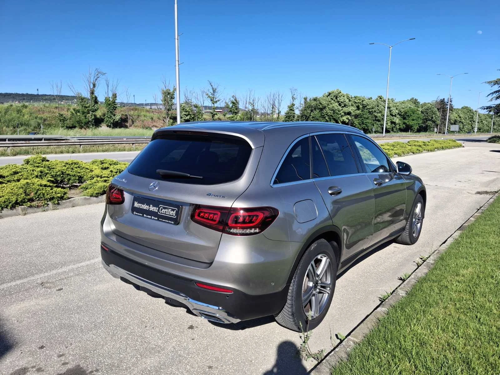 Mercedes-Benz GLC 220 d 4MATIC, снимка 6 - Автомобили и джипове - 54681621
