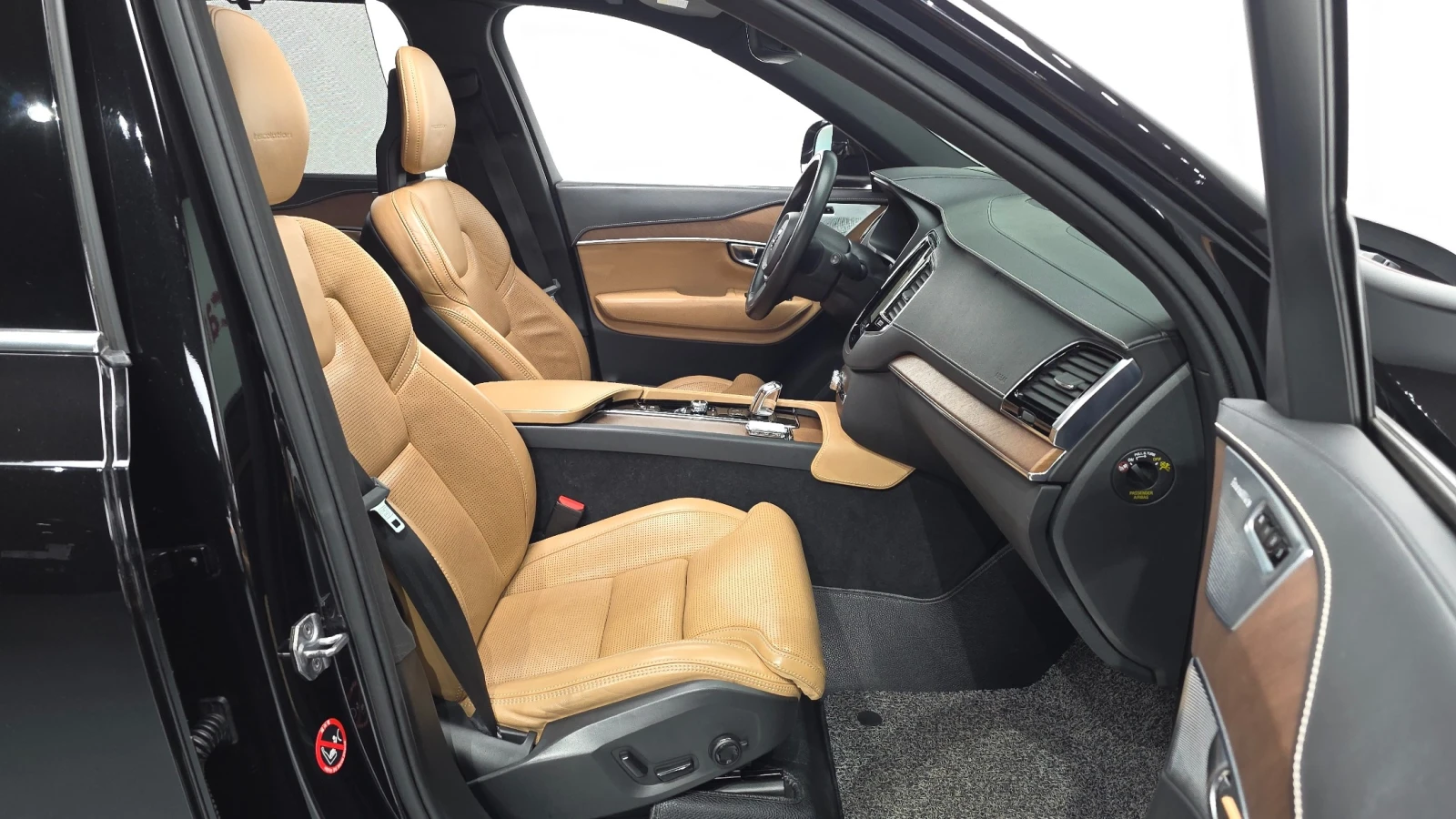 Volvo Xc90 T8 Inscription Hybrid, снимка 8 - Автомобили и джипове - 54693531