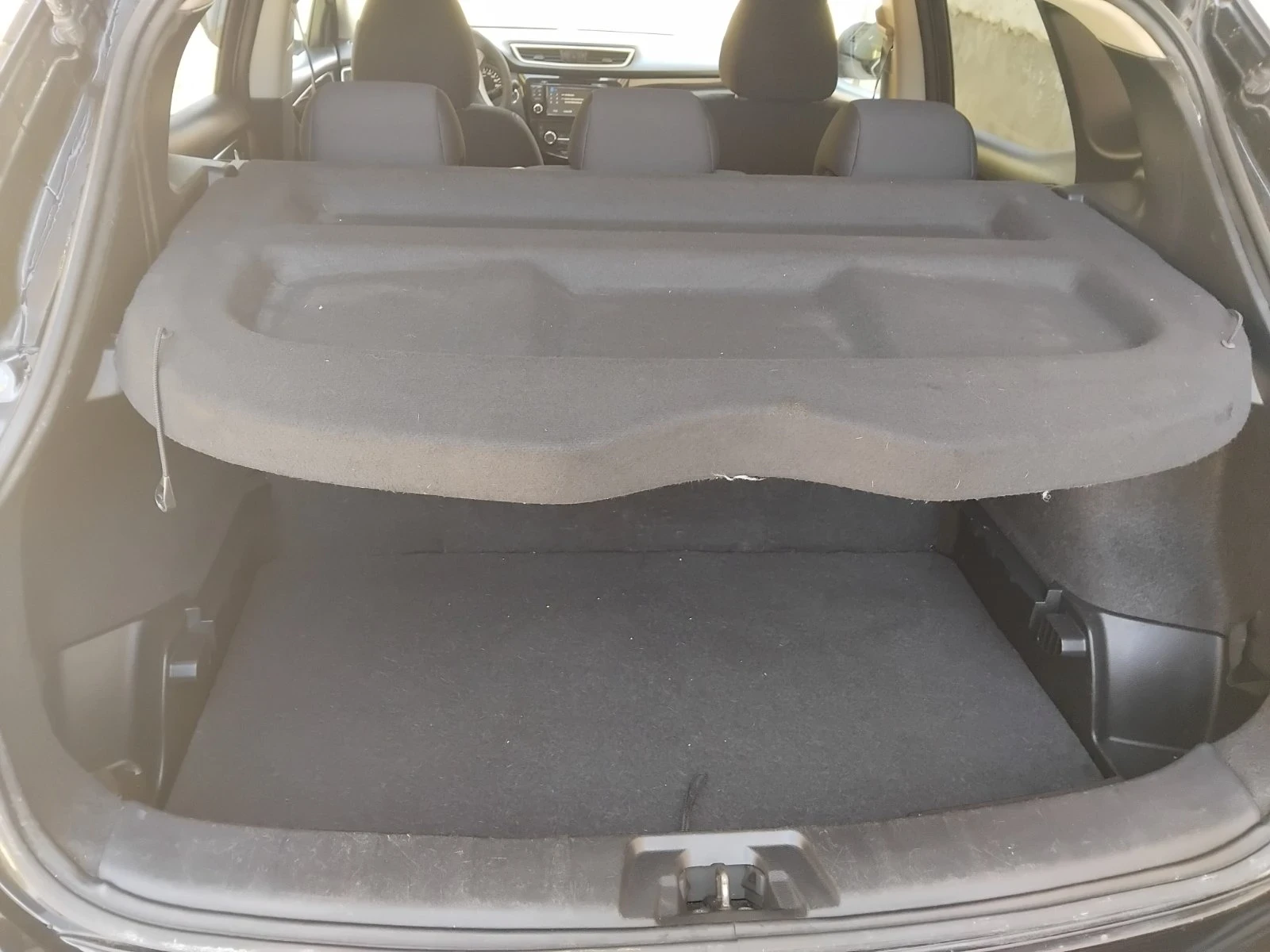 Nissan Qashqai 1.5, снимка 4 - Автомобили и джипове - 54714717
