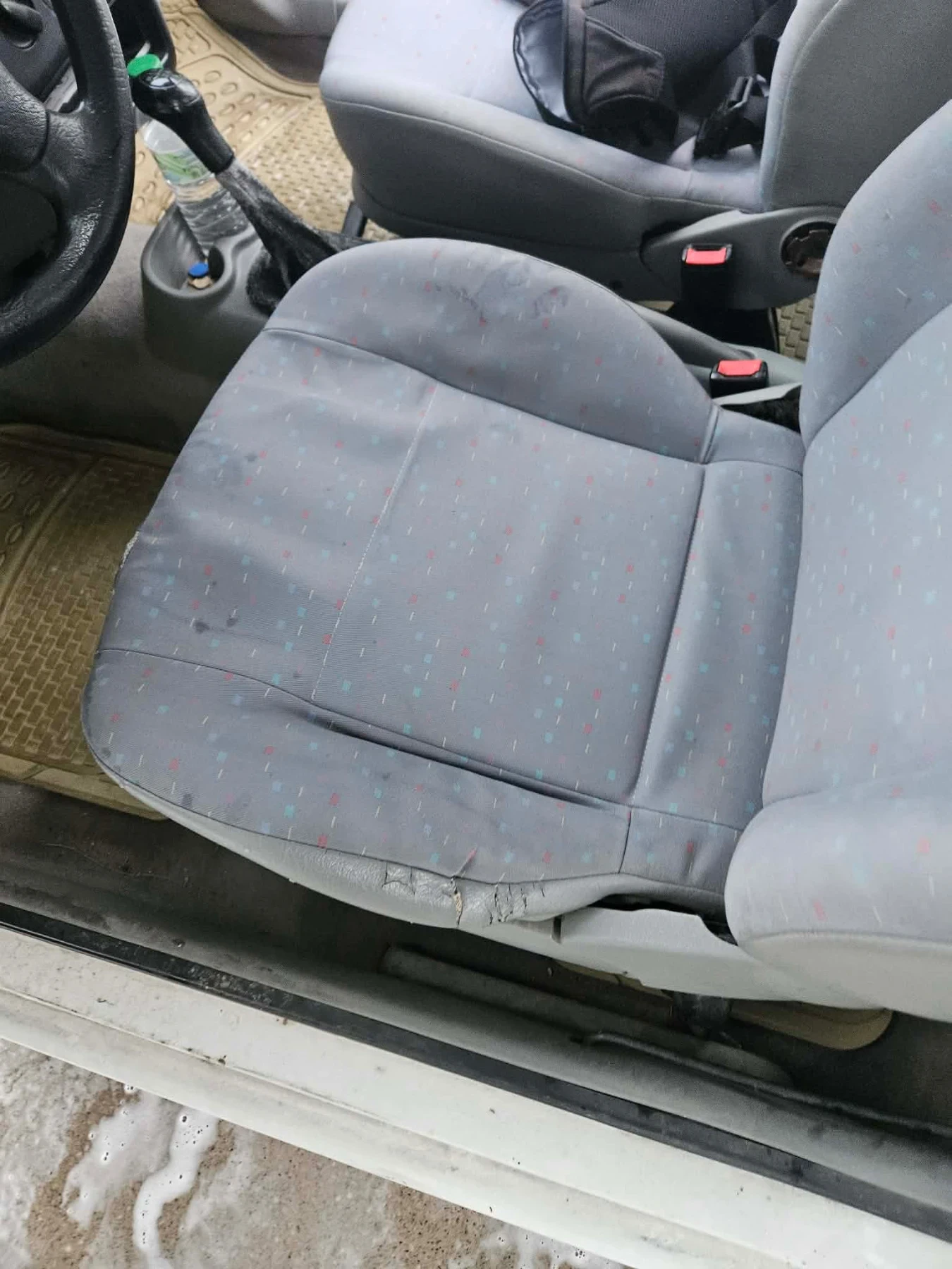 Seat Arona 1000, снимка 6 - Автомобили и джипове - 55709819