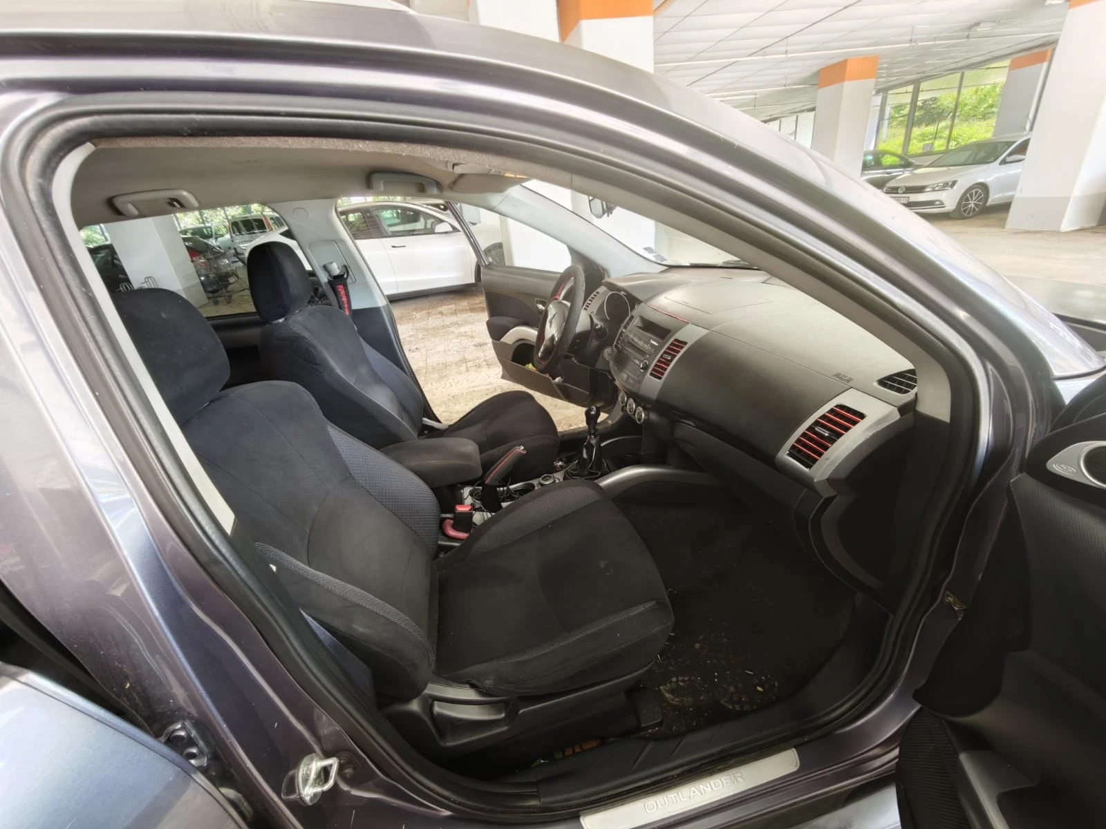 Mitsubishi Outlander, снимка 3 - Автомобили и джипове - 55730431