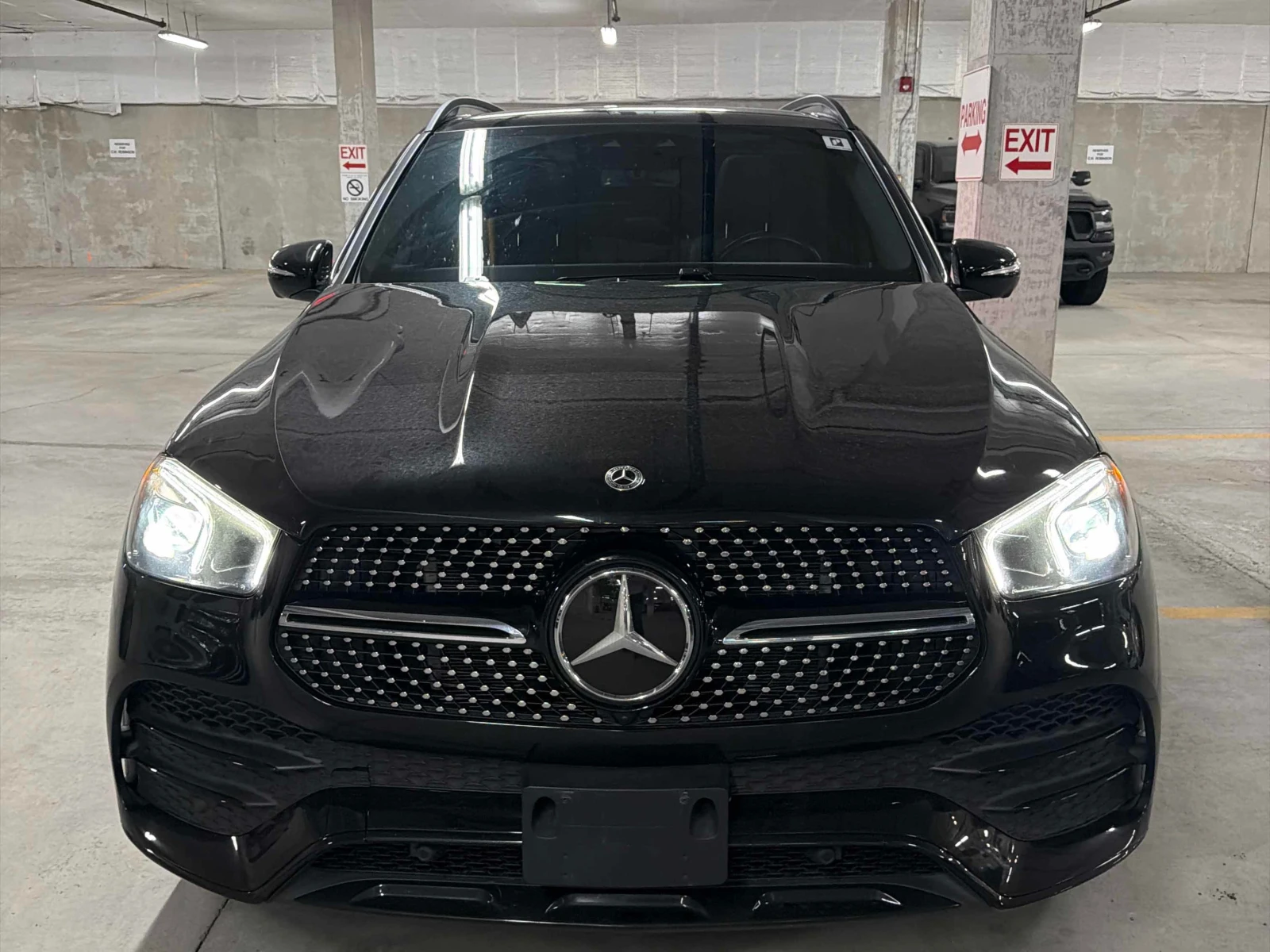 Mercedes-Benz GLE * 450 * CARFAX * БЕЗ ПЪРВОНАЧАЛНА ВНОСКА, снимка 6 - Автомобили и джипове - 56123781