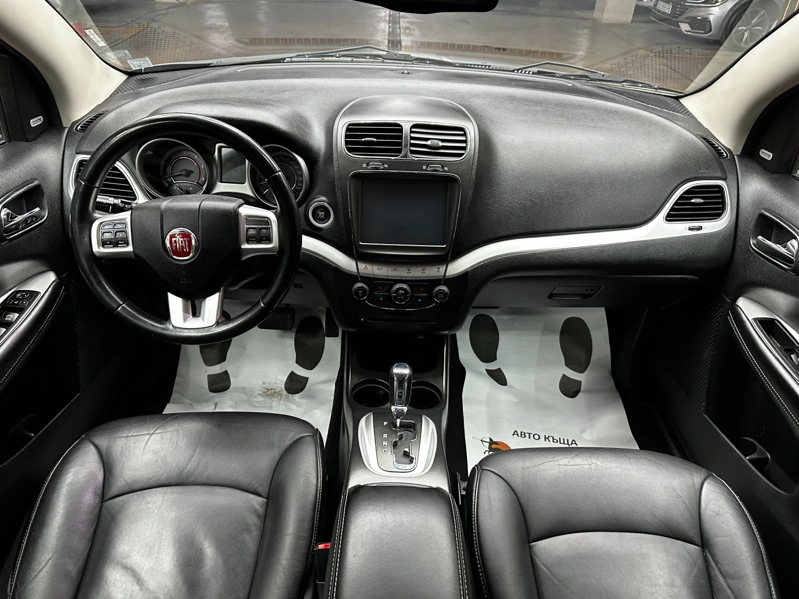 Fiat Freemont 2, 0d/Автоматик/4х4/Кожа, снимка 11 - Автомобили и джипове - 56271649
