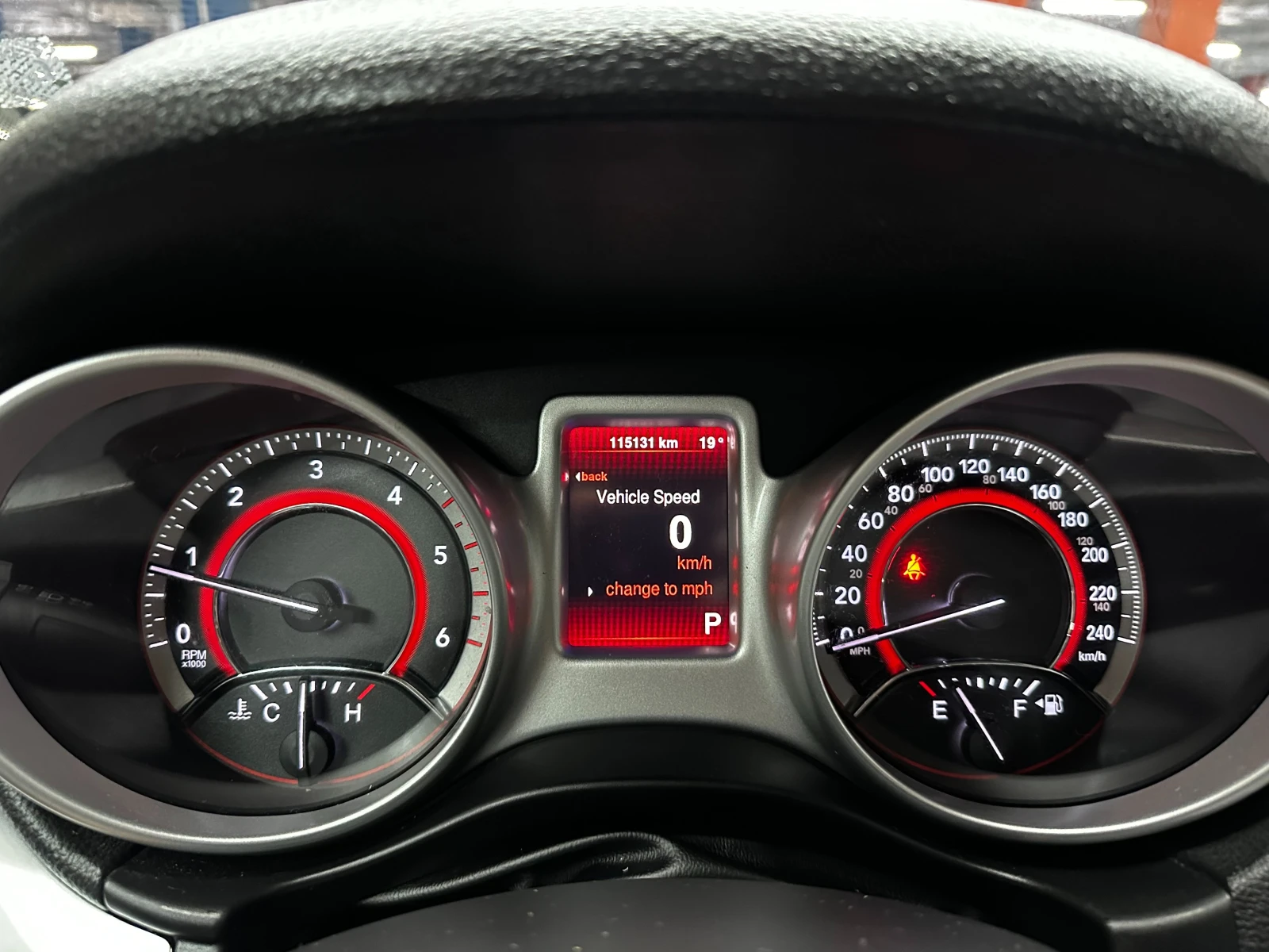 Fiat Freemont 2, 0d/Автоматик/4х4/Кожа, снимка 14 - Автомобили и джипове - 56271649
