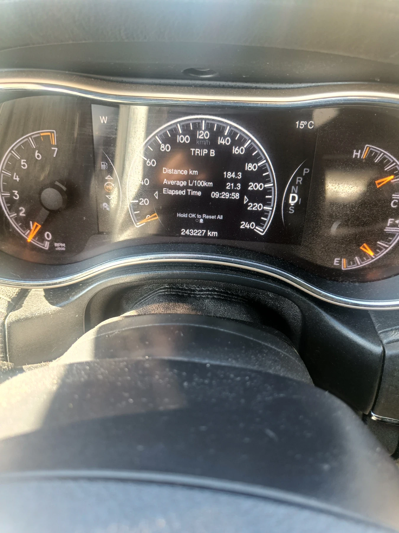Jeep Grand cherokee, снимка 16 - Автомобили и джипове - 56546924
