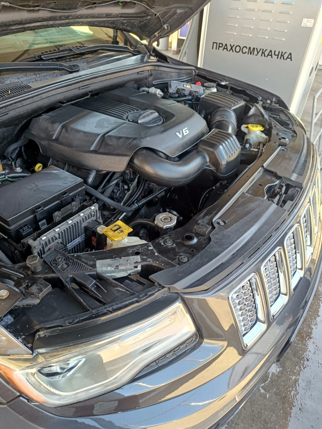 Jeep Grand cherokee, снимка 6 - Автомобили и джипове - 56546924