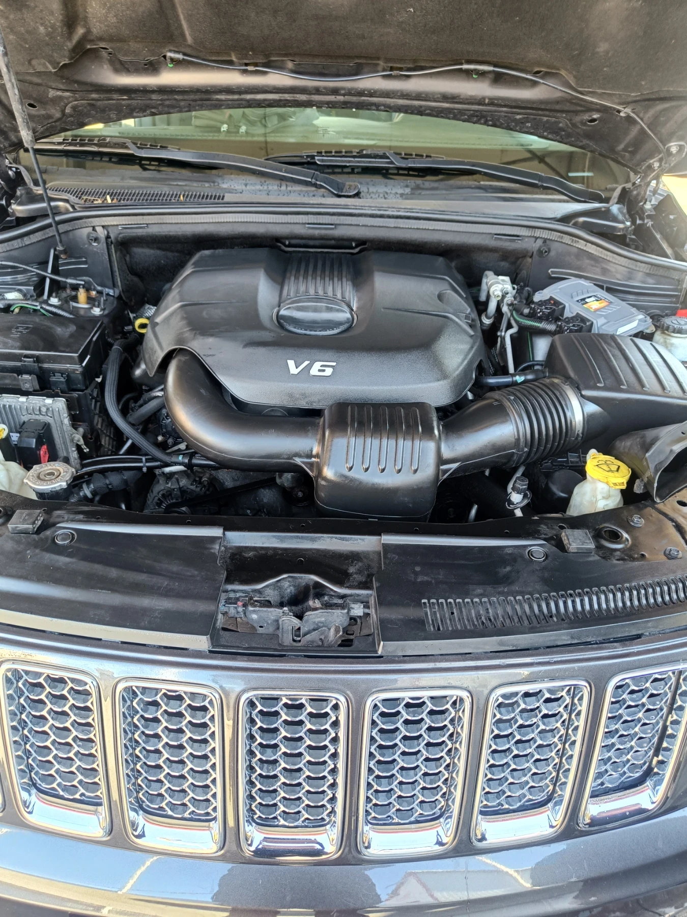 Jeep Grand cherokee, снимка 7 - Автомобили и джипове - 56546924