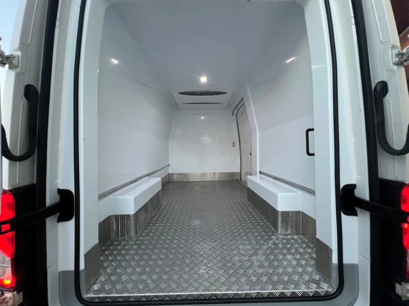 VW Crafter 2.0TDI ХЛАДИЛЕН , KERSTNER , EURO6 , снимка 15 - Бусове и автобуси - 47523733