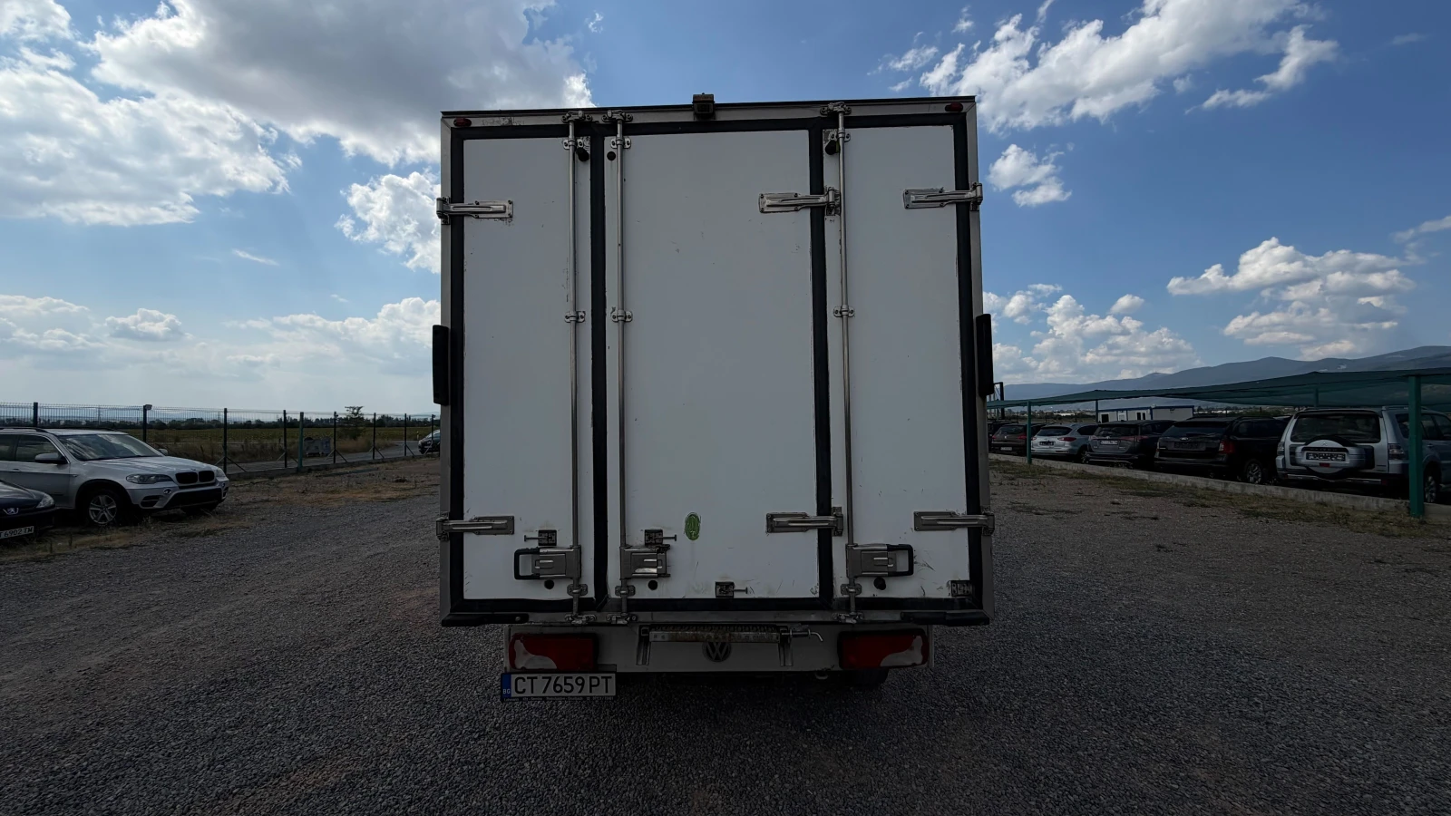 VW Crafter 2.5* 163 к.с* ХЛАДИЛЕН-16 градуса* , снимка 5 - Бусове и автобуси - 55595382