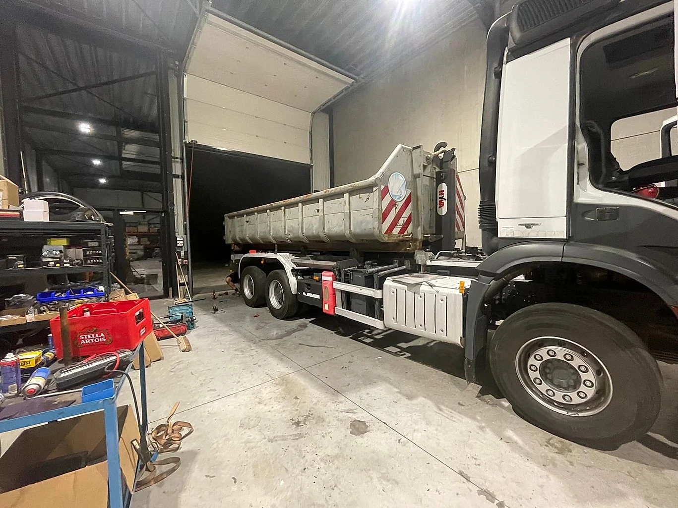 Mercedes-Benz Arocs 2642 HYVA - изображение 7