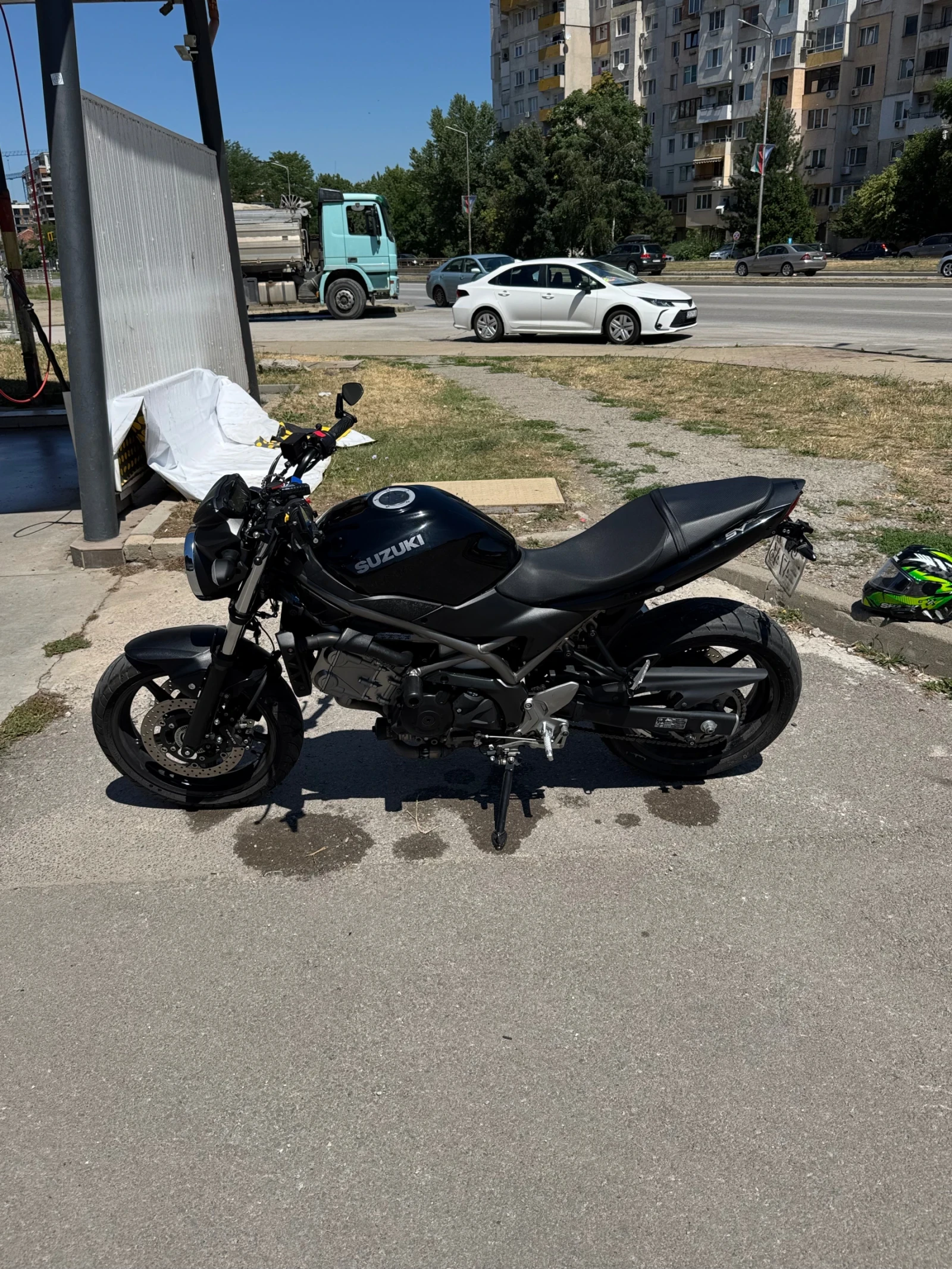 Suzuki SV