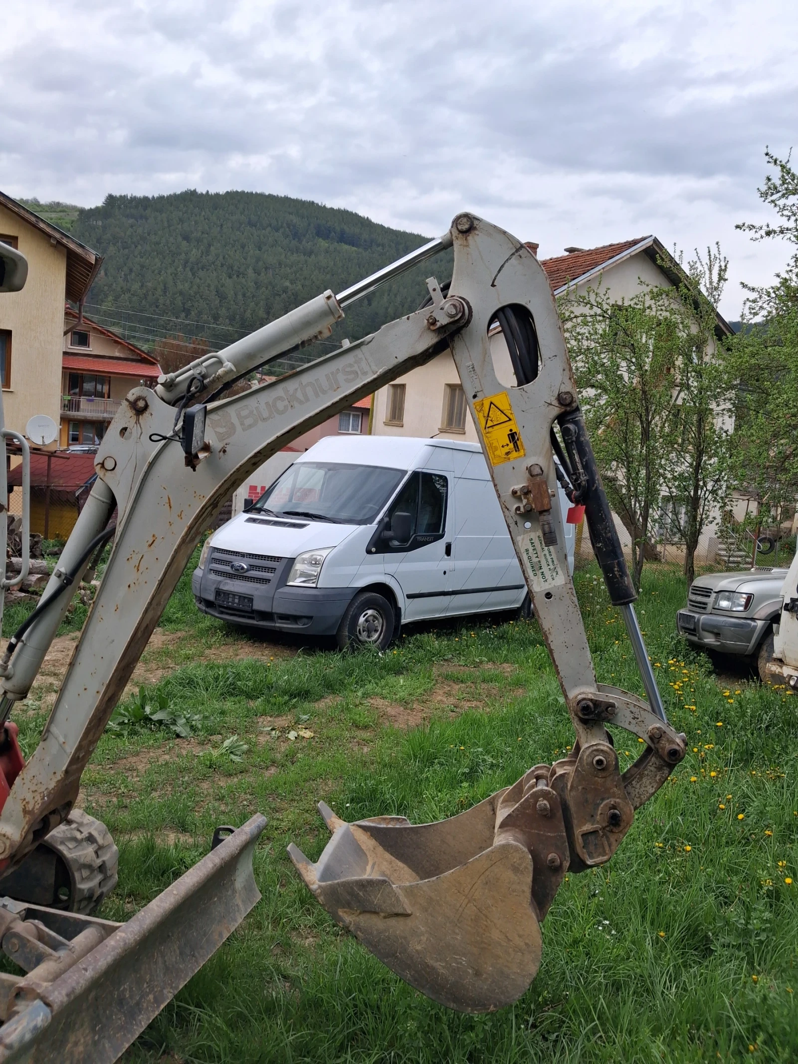Багер Takeuchi, снимка 4 - Индустриална техника - 54360710