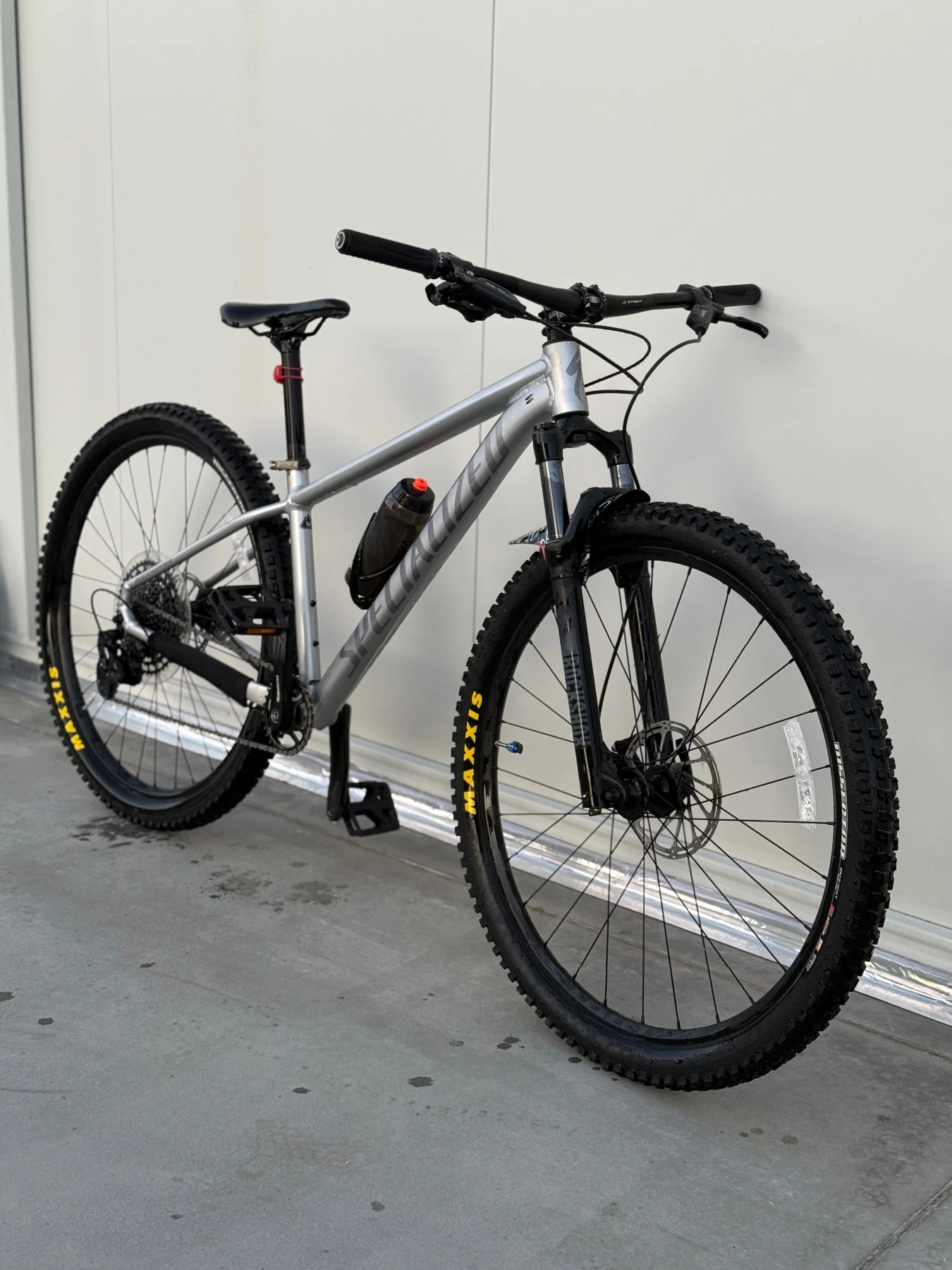 ��������� Specialized Rockhopper Expert 29 - RockShox & SRAM | Mobile.bg � ����������� 1