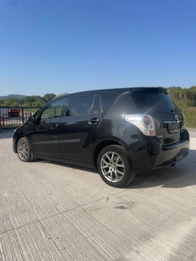 Toyota Verso 2.2D-4D-150к.с. 6+ 1 места, снимка 3