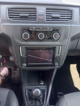 VW Caddy 2.0TDI Седалково/EURO6B/NAVIGATION, снимка 10