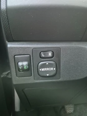 Toyota Yaris 1.0 VVT-i, снимка 16