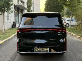 DONGFENG V9, снимка 7