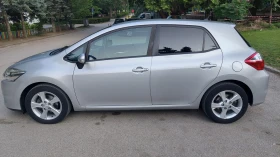 Toyota Auris 1.6i VVTI, снимка 2