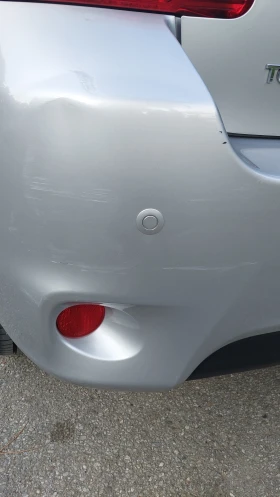 Toyota Auris 1.6i VVTI, снимка 5