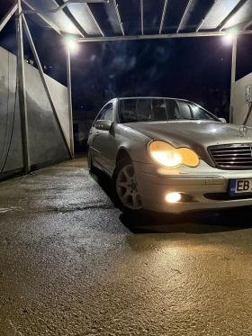 Mercedes-Benz 220 - 2400 € / 4693.99 лв. - 21533988 7