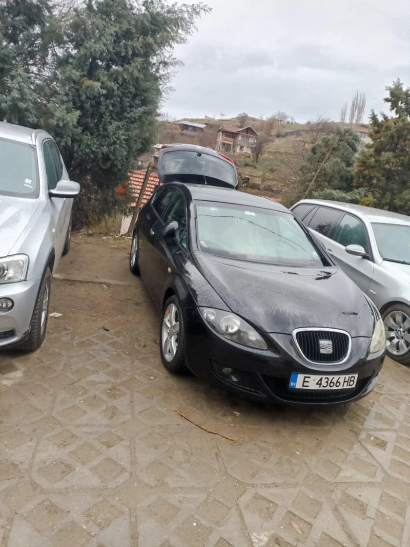 Seat Leon 1.6 Газ, снимка 2 - Автомобили и джипове - 47608675