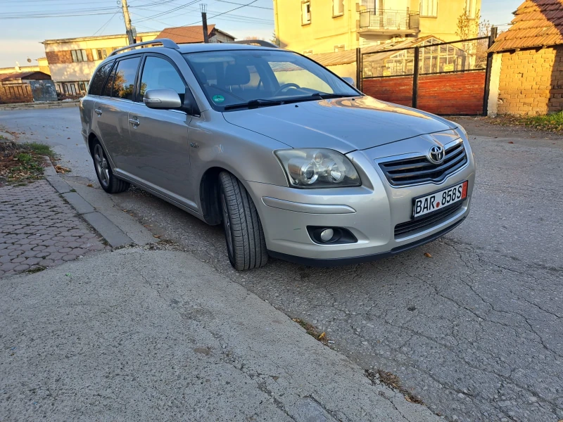 Toyota Avensis 2.2 D4D 177 PS ТОП ГЕРМАНИЯ , снимка 13 - Автомобили и джипове - 47909885