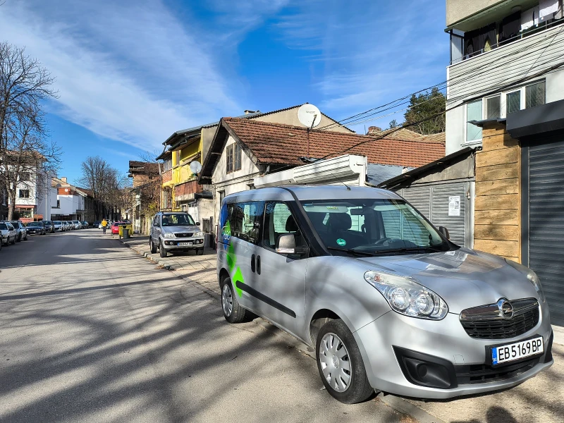 Opel Combo 1.4, 95 к.с., бензин , снимка 1 - Автомобили и джипове - 48112876