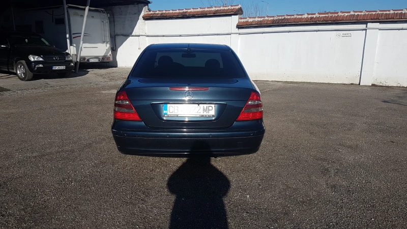 Mercedes-Benz E 320 3.2i 224кс газ, снимка 6 - Автомобили и джипове - 48431811