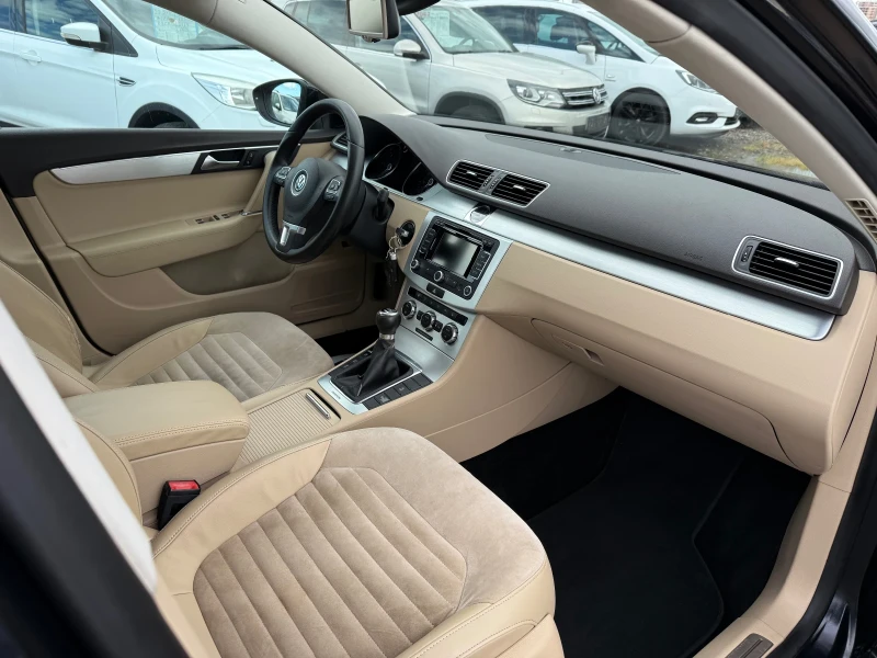 VW Passat 2.0D CH 4x4 Navi 6sk H-Line, снимка 10 - Автомобили и джипове - 50433174