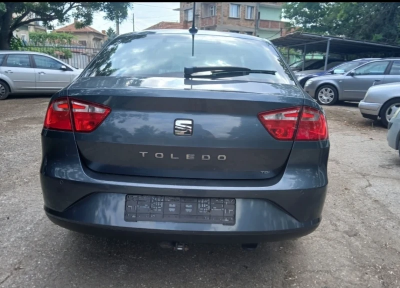 Seat Toledo 1.6 TDI, снимка 6 - Автомобили и джипове - 52229451
