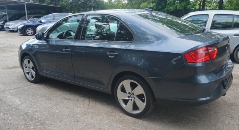 Seat Toledo 1.6 TDI, снимка 5 - Автомобили и джипове - 52229451