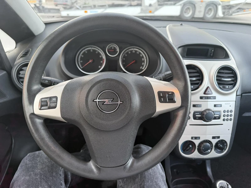Opel Corsa 1.2benzin, снимка 12 - Автомобили и джипове - 51765037