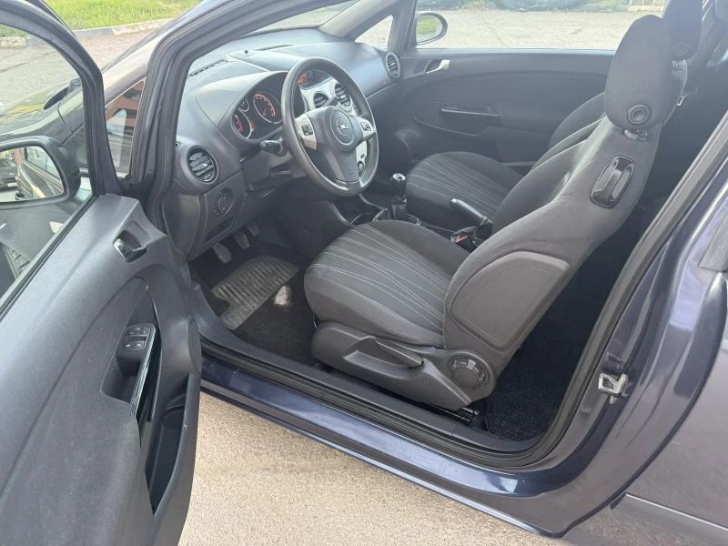 Opel Corsa 1.2benzin, снимка 9 - Автомобили и джипове - 51765037