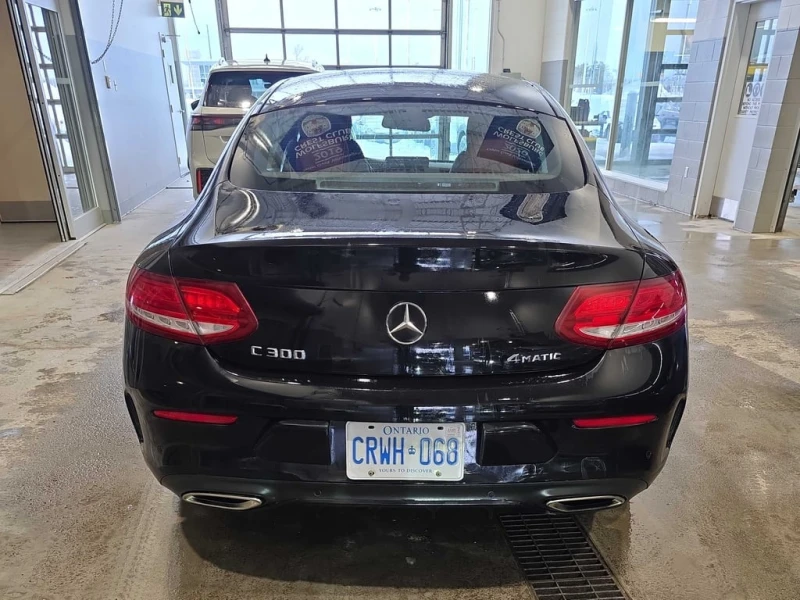 Mercedes-Benz C 300 * CARFAX * ЦЕНА ДО БГ, снимка 4 - Автомобили и джипове - 53206336