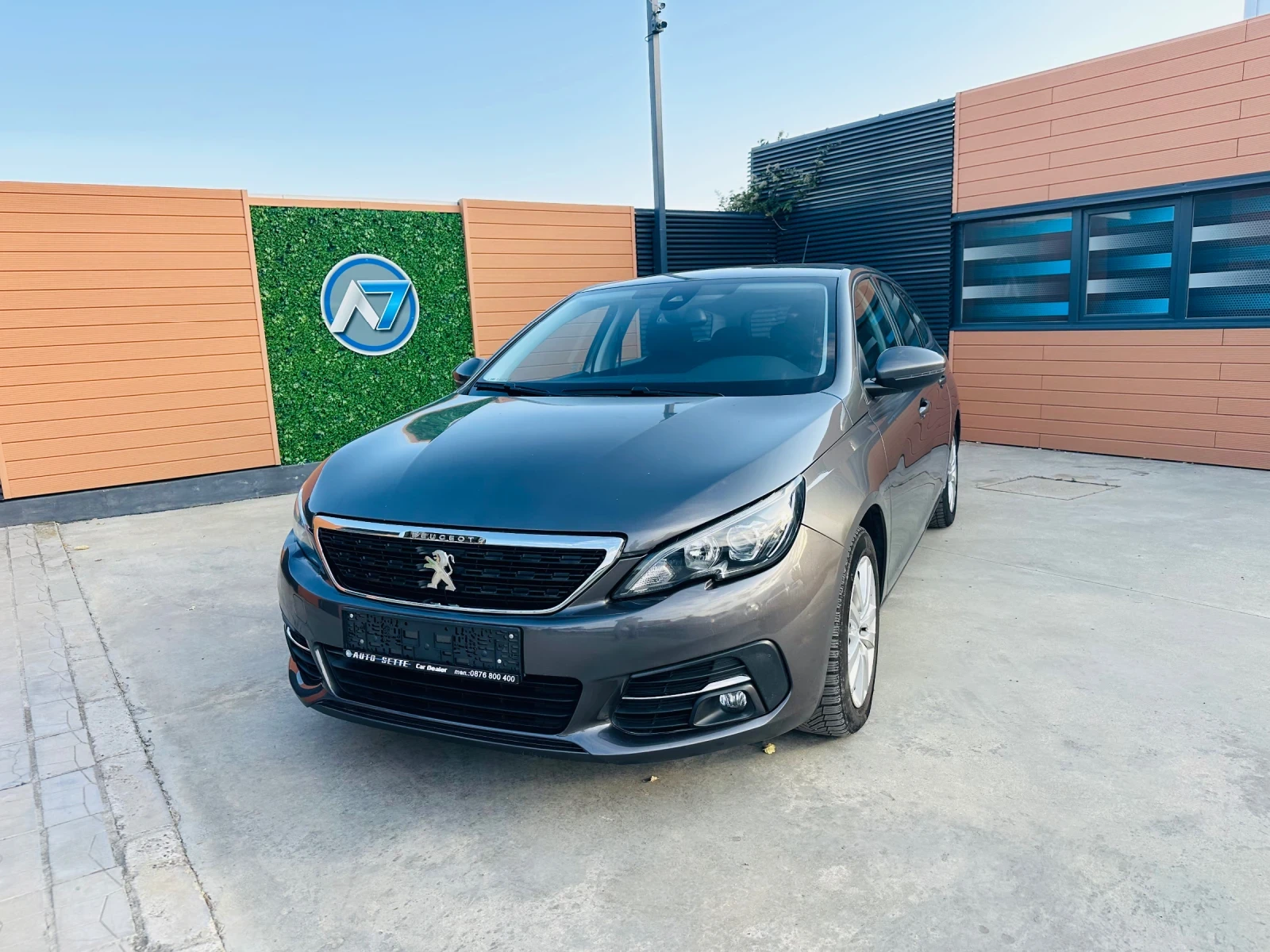 Peugeot 308 1.5 HDI, снимка 1