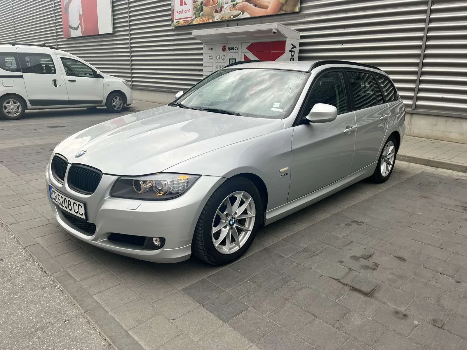 BMW 320  - изображение 5
