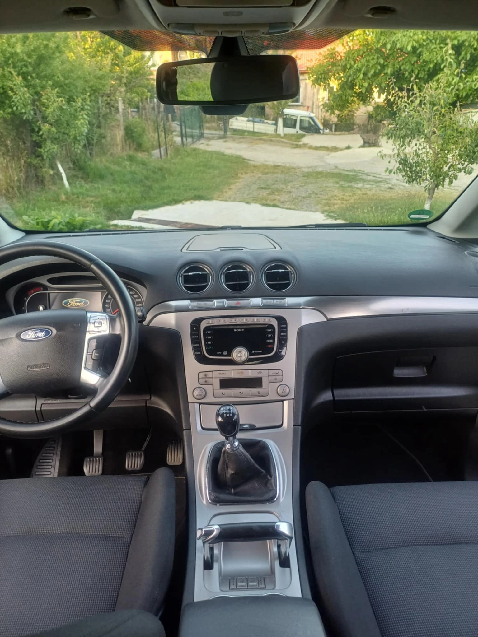 Ford Galaxy  - изображение 8