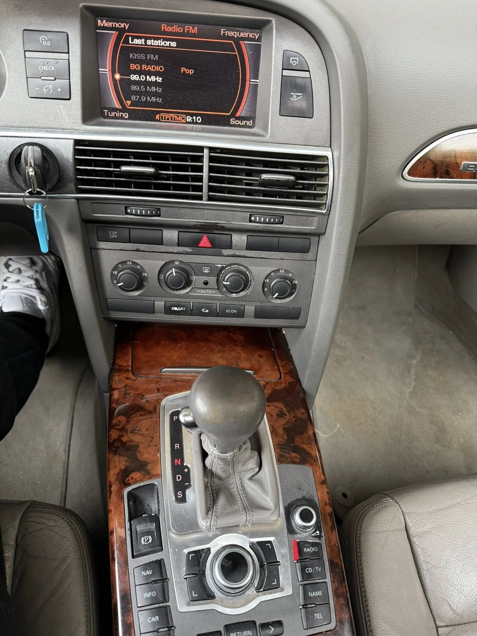 Audi A6 3.0 quttro 221 - изображение 4