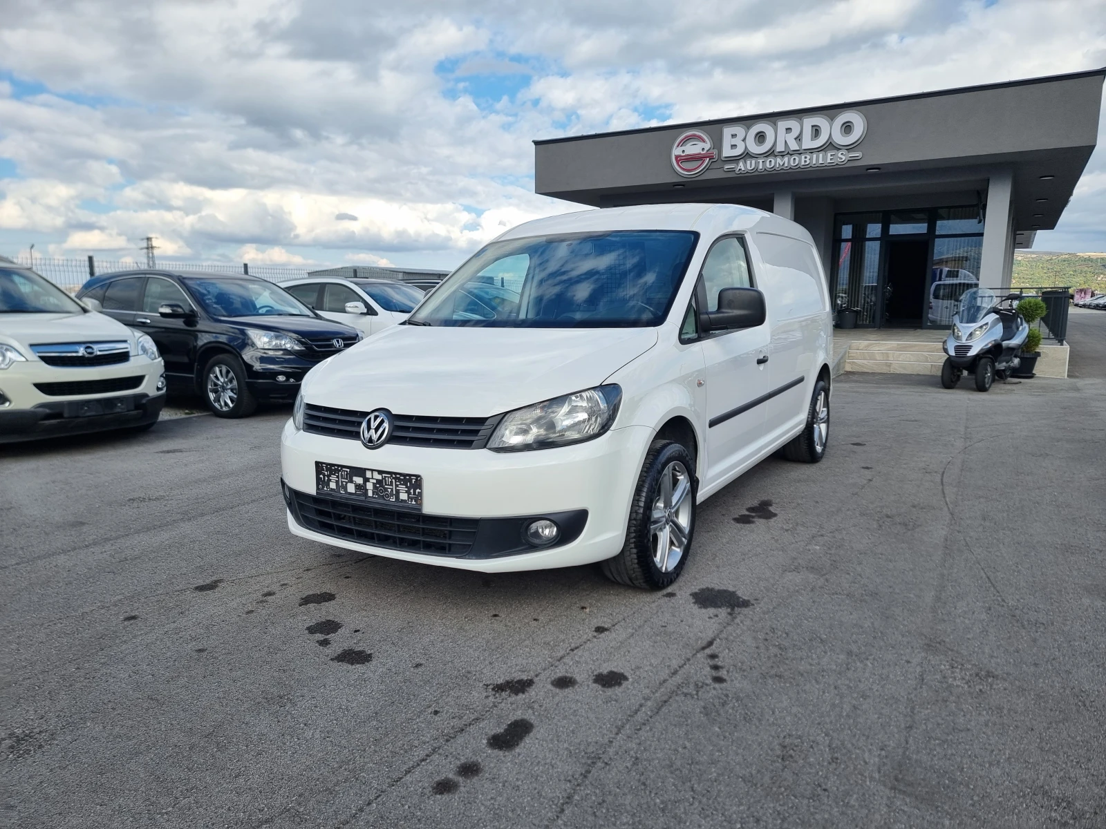 VW Caddy 2.0TDI  - изображение 2