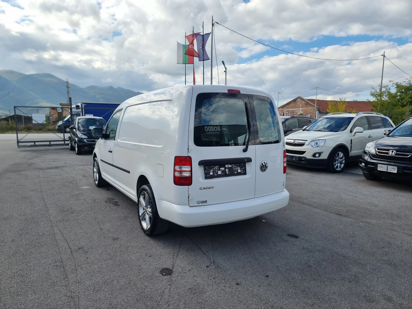 VW Caddy 2.0TDI  - изображение 5