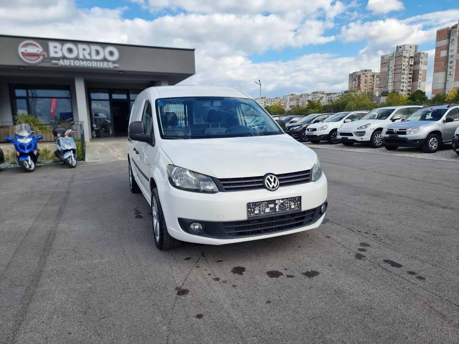 VW Caddy 2.0TDI  - изображение 9