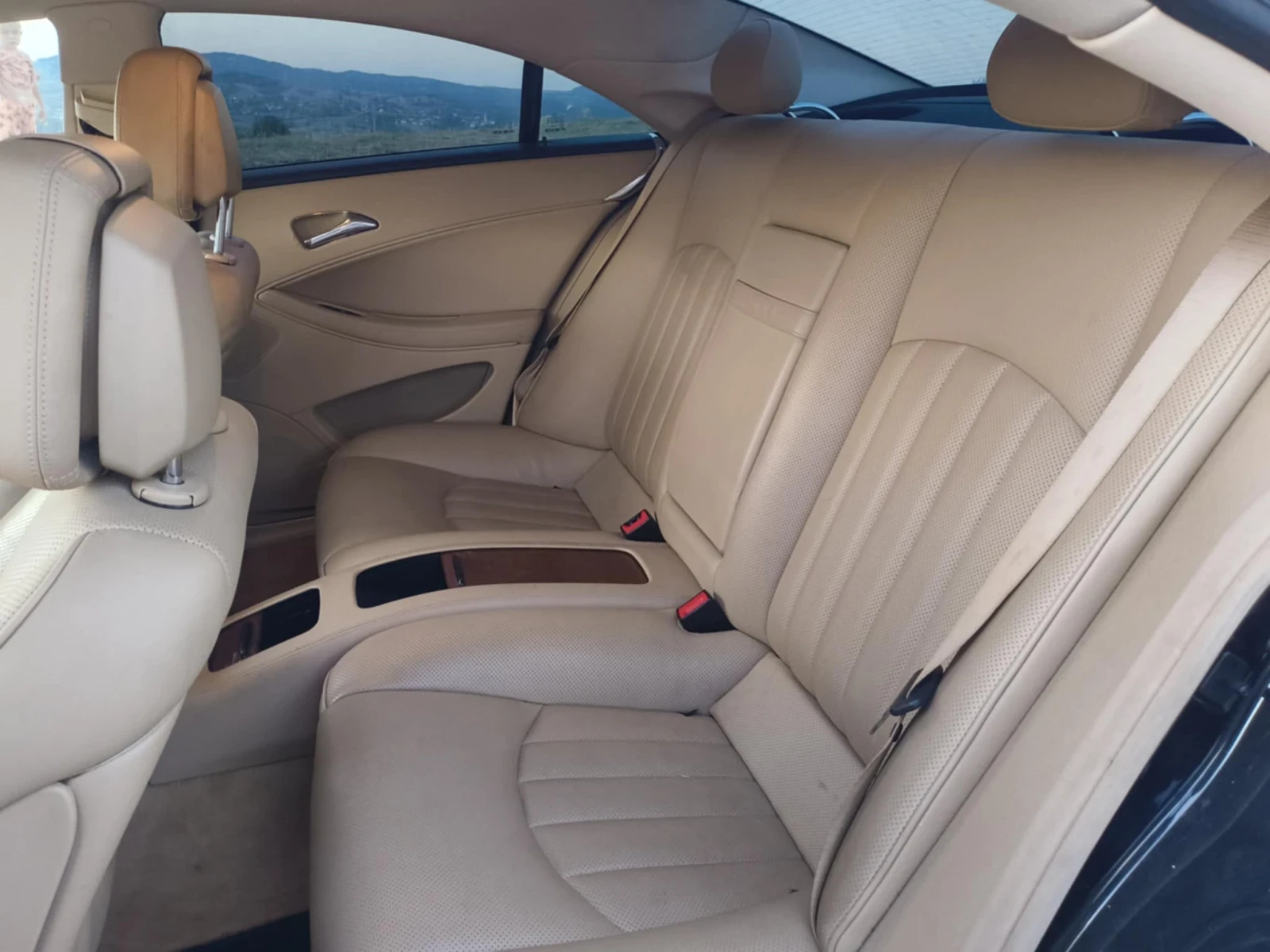 Mercedes-Benz CLS 350 Cdi - изображение 8